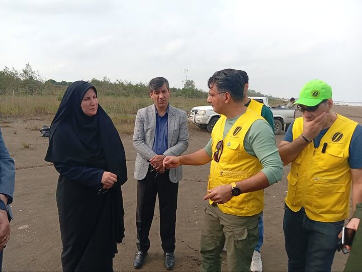 زبالههای رهاشده در ساحل دریای جفرود جمعآوری شد