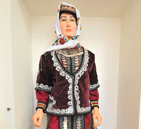 آشنایی با پوشاک سنتی زنان قوم کتول، دنیایی از زیبایی