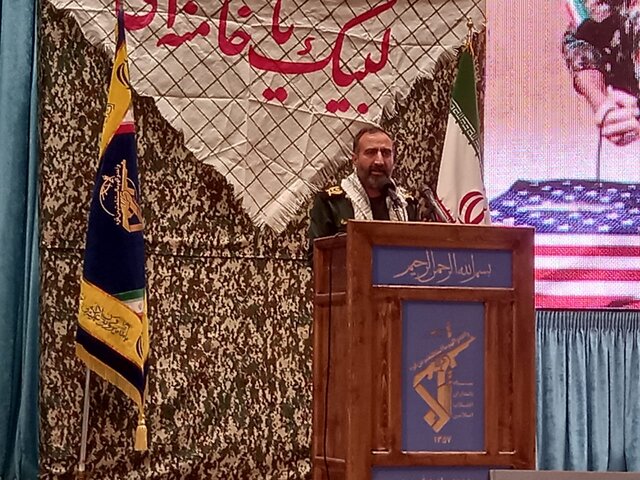 تفکر جدایی بسیج از مسجد، آمریکایی است تفکر جدایی بسیج از مسجد، آمریکایی است