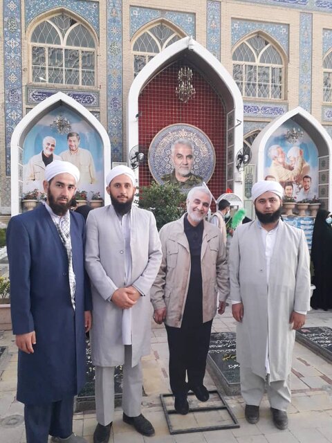 دانشجویان اهل سنت گلستان زائر مزار سردار دلها