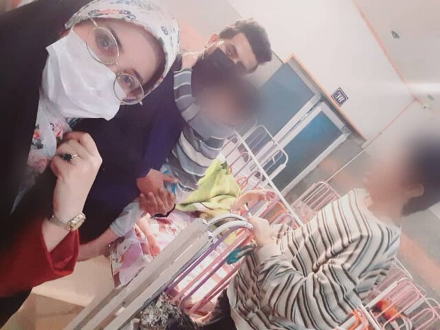 یلدای متفاوت با فرشتگان آسمانی/ اولین یلدای زوج جوان در کنار کودکان کم توان