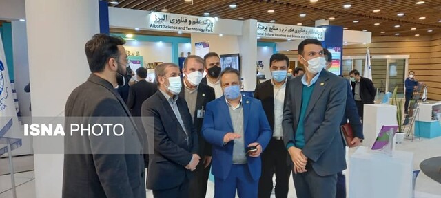 بازدید مسئولان گلستانی از نمایشگاه دستاوردهای جهاددانشگاهی