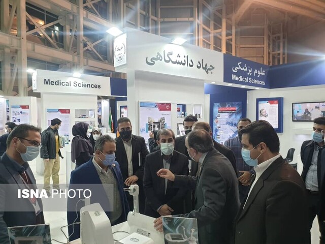 بازدید مسئولان گلستانی از نمایشگاه دستاوردهای جهاددانشگاهی