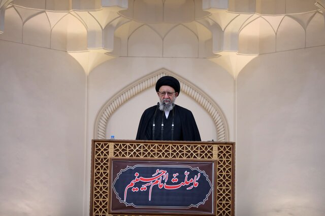 توطئه ناامیدسازی در کشور هم شکست میخورد/ جبهه مقاومت یقه مستکبران را گرفته است