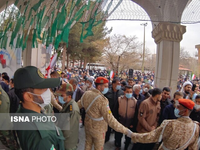 دیدار مادر و فرزند گلستانی بعد از ۳۴ سال بی خبری/ مردم غیور الوند گل کاشتند+ تصاویر