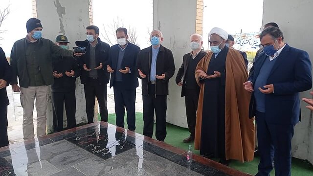 ادای احترام استاندار گلستان به شهدای گمنام کلاله+ تصاویر