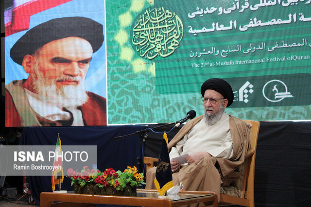 خدانشناس ها خود را متمدن می دانند / بعضی ها آمریکا را دشمن نمی دانند خدانشناس ها خود را متمدن می دانند / بعضی ها آمریکا را دشمن نمی دانند