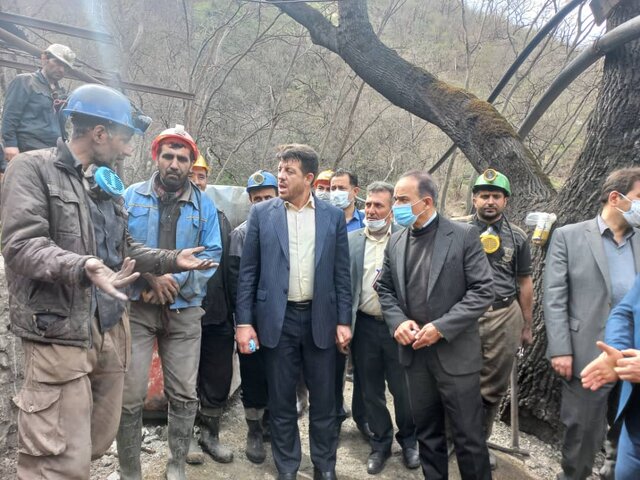 لباس کارگران معدن «زمستان یورت» جایگزین کت و شلوار معاون وزیر