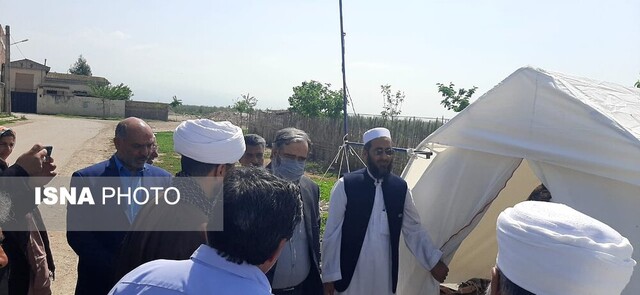 بازدید دستیار استاندار گلستان از منازل آتش گرفته در «رامیان»