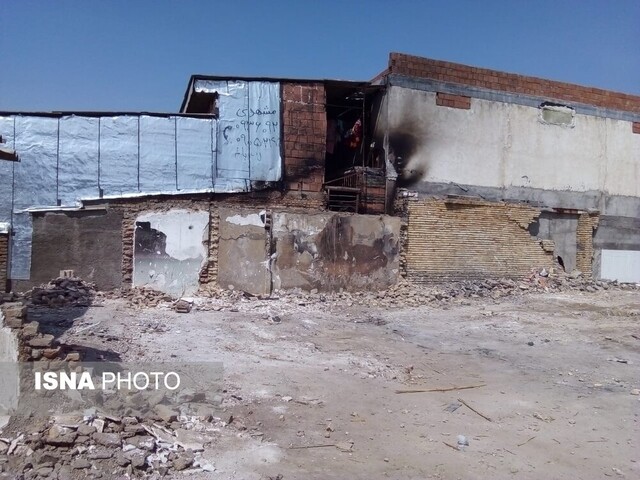 بازدید دستیار استاندار گلستان از منازل آتش گرفته در «رامیان»