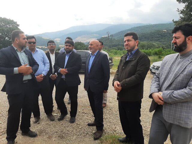 بازدید معاون اقتصادی استاندار و "دکتر خیراندیش" از دهکده گیاهان دارویی گلستان