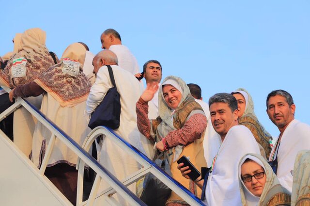 اعزام آخرین گروه از زائران گلستان به سرزمین وحی