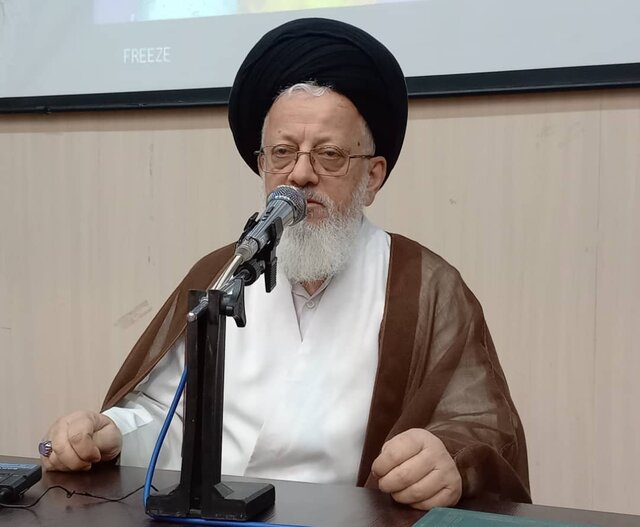 نشست تحلیلی علمای شیعه و سنی گلستان با موضوع حقوق بشر آمریکایی