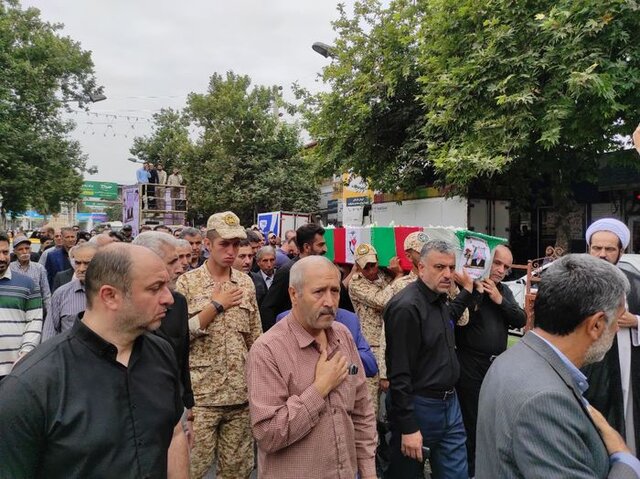 جانباز 70 درصد گلستانی در جوار یاران شهیدش آرام گرفت