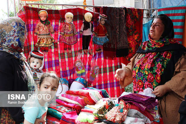نمایشگاه همدلی اقوام برای آبادانی روستاهای گلستان