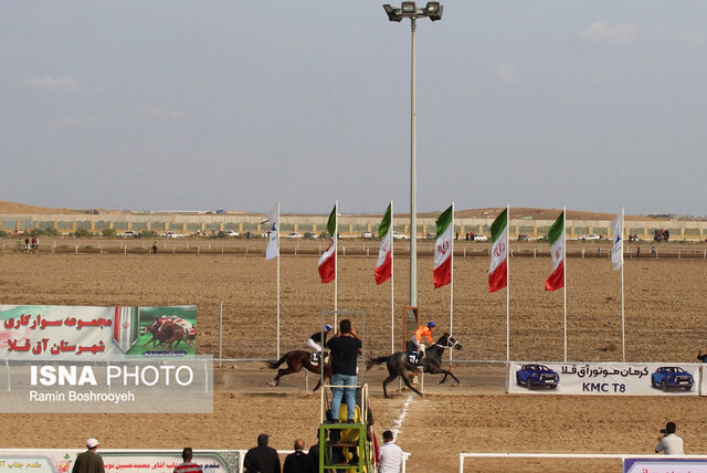 کورس سوارکاری آققلا