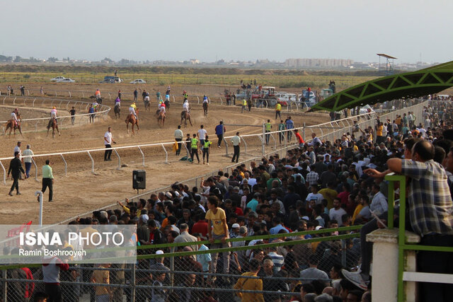 کورس سوارکاری آققلا