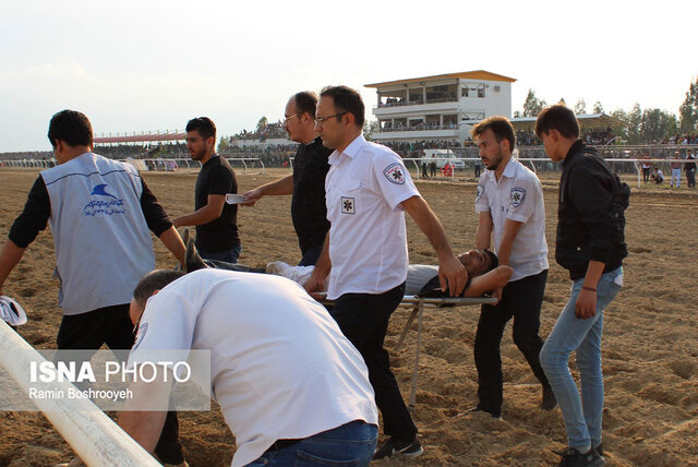 کورس سوارکاری آققلا