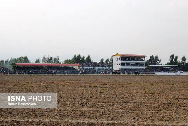 کورس سوارکاری آققلا