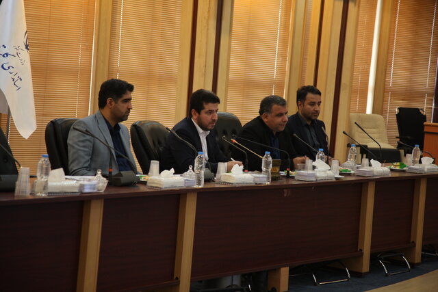 مدیران سنگانداز معضل اصلی حوزه اشتغالند/ اشتغالزایی با پرداخت تسهیلات اشتباه است