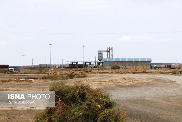 چشمهای بسته بهروی منطقه آزاد اینچهبرون