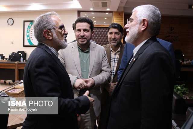 بازدید مدیرعامل بانک صنعت و معدن کشور از واحدهای صنعتی گلستان