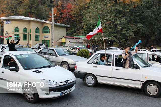 پایکوبی گرگانی ها پس از افتخارآفرینی غیورمردان تیم ملی فوتبال