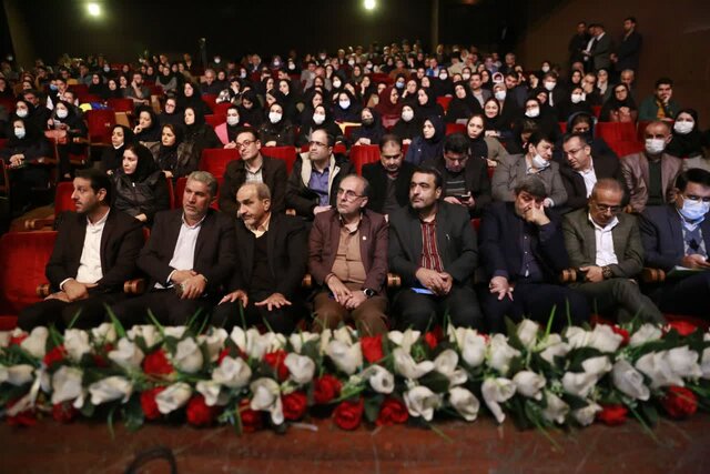 ۱۰۰ پرستار نمونه گلستان تجلیل شدند +گزارش تصویری ۱۰۰ پرستار نمونه گلستان تجلیل شدند