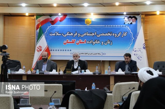 لزوم نگاه سهبعدی به مسایل اجتماعی/ عرصههای فرهنگی محل تکنوازی نیست