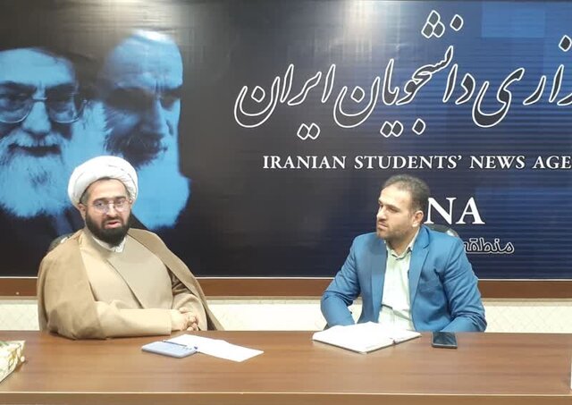 جمهوری اسلامی بین طلبه شیعه و سنی فرق نمیگذارد/ ایجاد انقلاب آموزشی در حوزه اهل سنت