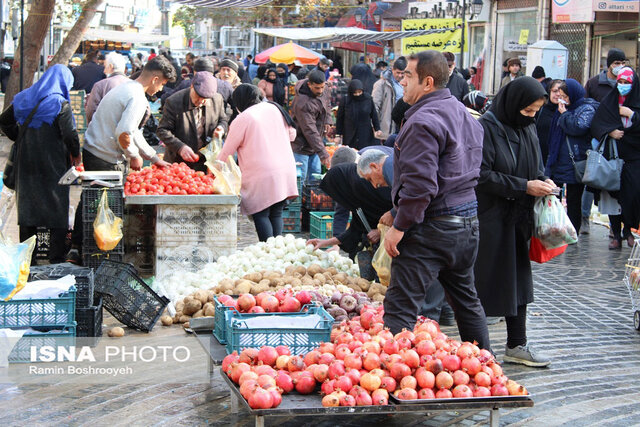 تصاویری از رونق بازار شب یلدا گرگان