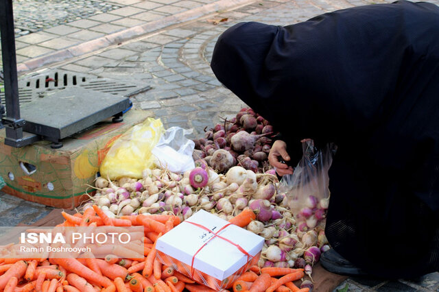 تصاویری از رونق بازار شب یلدا گرگان