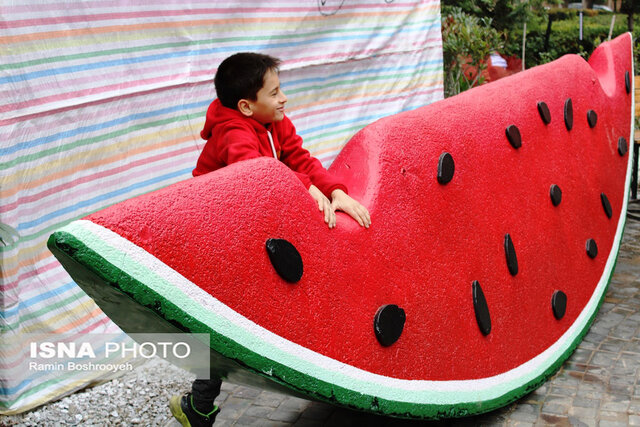 تصاویری از رونق بازار شب یلدا گرگان