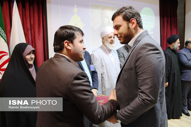 برگزیدگان جشنواره ملی رسانه ای تقریب مذاهب در گرگان تجلیل شدند