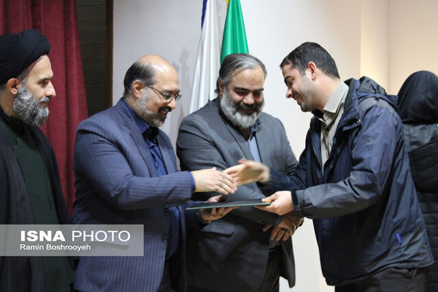 برگزیدگان جشنواره ملی رسانه ای تقریب مذاهب در گرگان تجلیل شدند