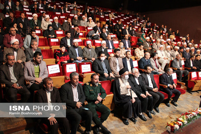 آیین واگذاری اسناد املاک غضب شده خاندان پهلوی به مردم گلستان 