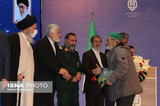 آیین واگذاری اسناد املاک غضب شده خاندان پهلوی به مردم گلستان