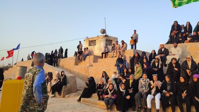 حضور پرشور دانشجویان گلستانی در منطقه عملیاتی طلائیه