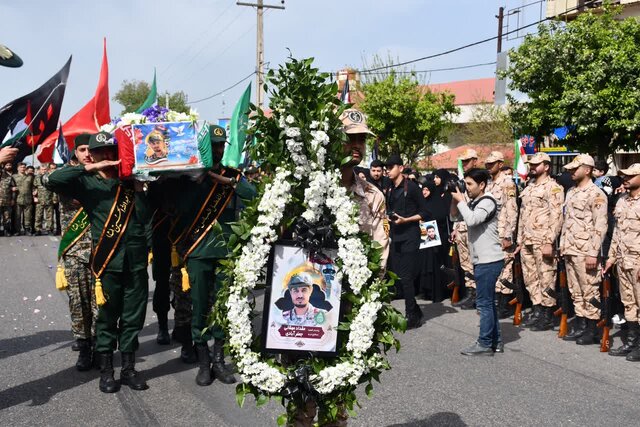 مشق عشق فاضل‌آبادی‌ها در تشییع لاله زینبی/ شهید مهقانی در علی‌آبادکتول آرمید