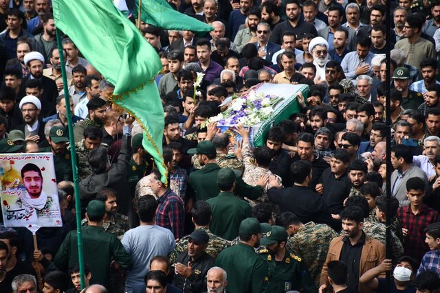مشق عشق فاضلآبادیها در تشییع لاله زینبی/ شهید مهقانی در علیآبادکتول آرمید