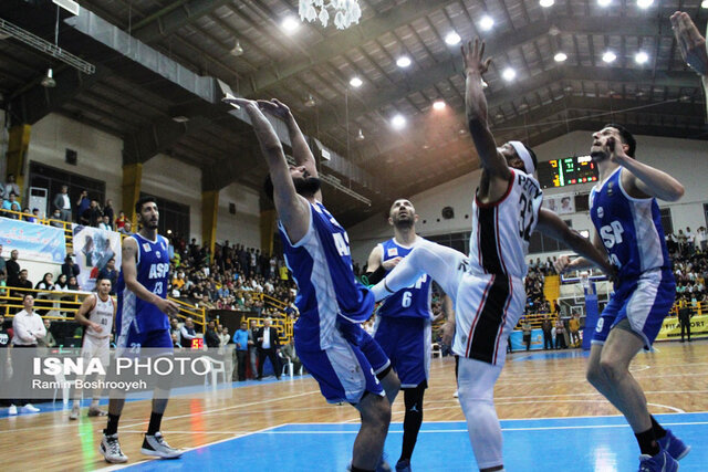 بازی پلیآف بسکتبال شهرداری گرگان و آویژه صنعت پارسا مشهد