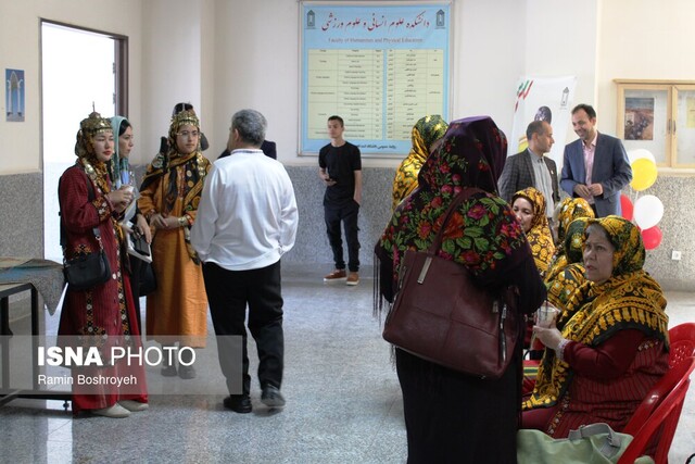 همایش دویست‌ونودمین سالگرد بزرگداشت "مختومقلی فراغی" در گنبدکاووس