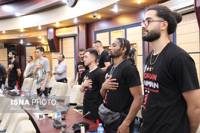 بدرقه تیم بسکتبال شهرداری گرگان توسط استاندار و مسئولان گلستان