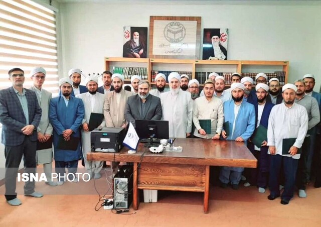 جشن فارغالتحصیلی دانشجویان دانشگاه بینالمللی مذاهب اسلامی گنبدکاووس