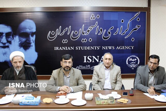 بررسی موانع ازدواج جوانان در میزگرد ایسنا/ لزوم تشکیل وزارت خانواده تا صفهای طولانی وام ازدواج