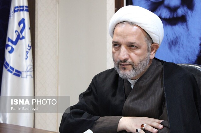 بررسی موانع ازدواج جوانان در میزگرد ایسنا/ لزوم تشکیل وزارت خانواده تا صفهای طولانی وام ازدواج