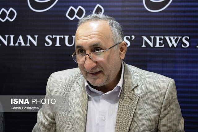 بررسی موانع ازدواج جوانان در میزگرد ایسنا/ لزوم تشکیل وزارت خانواده تا صفهای طولانی وام ازدواج