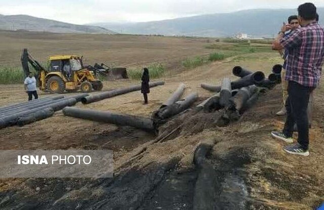 آتش زدن لولههای آبرسانی شهر کلاله/ برخورد قاطع با عاملین این خیانت آتش زدن لولههای آبرسانی شهر کلاله/ برخورد قاطع با عاملین این خیانت