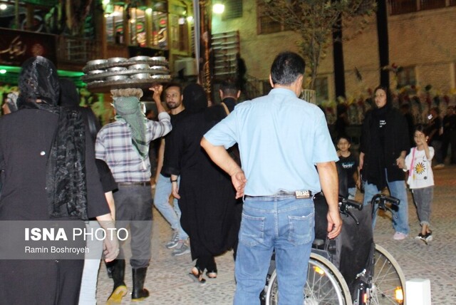 کوچه پس کوچههای دارالمؤمنین گرگان در شب عاشورا + عکس