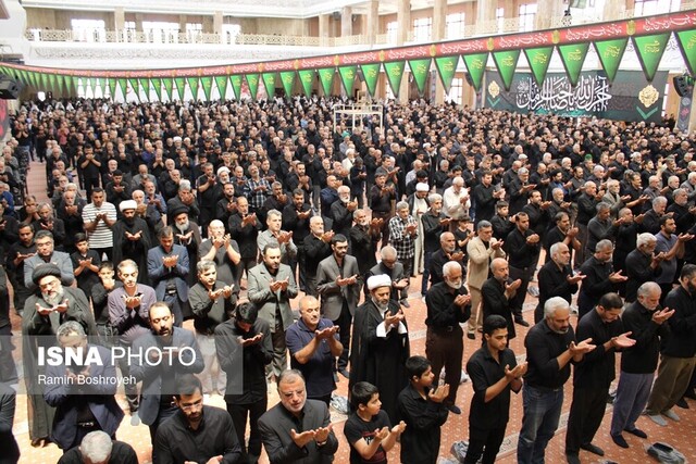 نماز جمعه گرگان در ظهر عاشورا به روایت تصویر